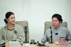 宋佳探班国话《青蛇》剧组 坦言想再次走上舞台